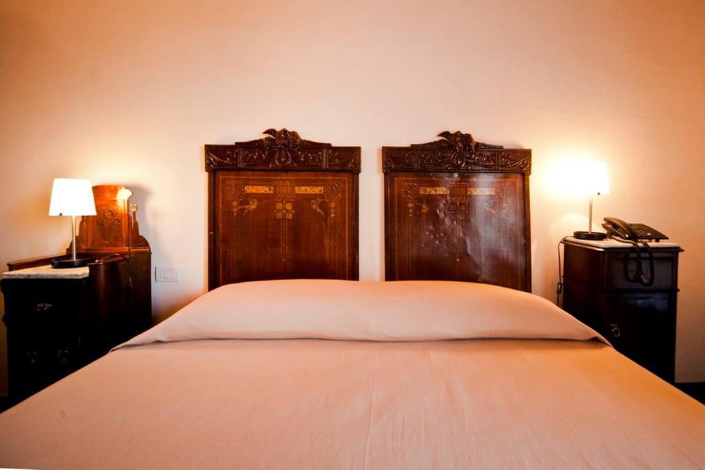 Hotel Dell'Orologio Рагуза Екстер'єр фото